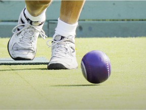 The Pierrefonds Lawn Bowling Club is currently holding registration.