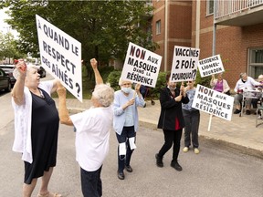 Some of the residents at the Lionel Bourdon retirement home in Rivière-des-Prairies staged a sit-in Friday, saying the measures in place are preventing them from socializing. Most residents have been fully vaccinated since April.