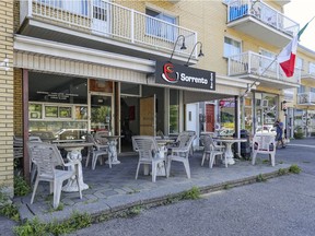 Police don't believe the victim in Thursday’s shooting at St-Léonard's Bar Café Sorrento was the target of the attack.