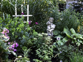 West Island Citizen Advocacy is organizing a garden tour fundraising event in Dorval and Pointe-Claire.
