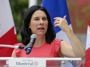 Mayor Valérie Plante said police do an “excellent” job on the ground in most situations with the homeless. But she acknowledged that SPVM officers do not get the kind of specialized training that social workers do to mediate when tempers flare.