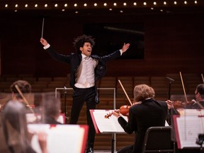 Rafael Payare conducts the Orchestre Symphonique de Montréal.