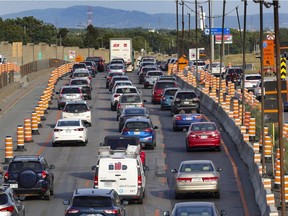 Traffic heads south to the Louis-Hippolyte-La Fontaine Tunnel linking Montreal with the South Shore Wednesday August 25, 2021. A mix of ongoing roadwork projects and employees gradually returning to the office this fall could increase traffic throughout Montreal, authorities warned on Wednesday.