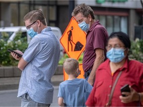 Montrealers continue to wear masks as the fourth wave hits the city, on Thursday August 19, 2021.
