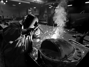 A survey of Quebec manufacturing companies on labour shortages found that welding positions were among the most difficult to fill.