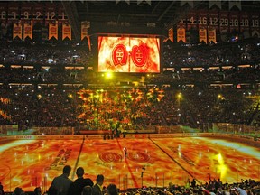 Large venues like the Bell Centre can open to full capacity as of Oct. 8, provided everyone wears masks at all times.