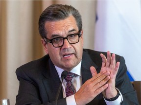 Mayoral candidate Denis Coderre said that as mayor, he would analyze all the "dogmatic" projects put in place by Projet Montréal.
