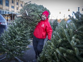 Patrick Roy carries on the family tradition of delivering the essence of Christmas to Montrealers.