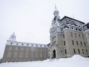 The victims are former students of establishments and residences controlled by the congregation of the Clercs de Saint-Viateur, including Collège Bourget de Rigaud.