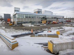 The composting centre in Montreal's St-Laurent borough was supposed to open in September 2021. Last year, the completion date was moved to this month. Its completion is now expected in the second half of 2022.