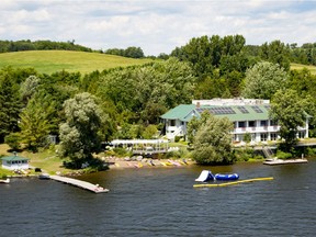 Elmhirst’s Resort in southeastern Ontario offers spa life, farm-to-table dining and year-round activities around Rice Lake.