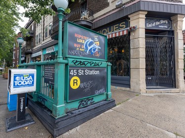 A fake New York City subway entrance on a movie set shooting on Sherbrooke St. in Montreal's Notre-Dame-de-Grâce district
Tuesday August 23, 2022.