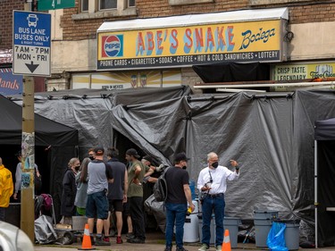 A dépanneur is renamed Abe's Snake Bodega to look like New York City on a movie set shooting on Sherbrooke St. in Montreal's Notre-Dame-de-Grâce district
Monday August 22, 2022.
