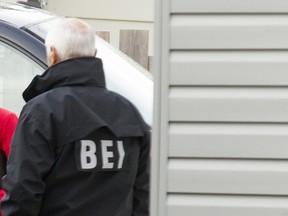 An officer from Quebec's office of independent investigations (BEI).