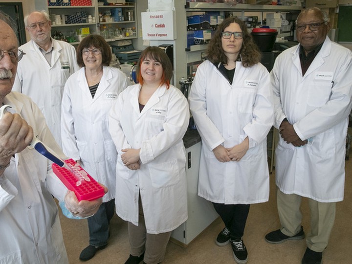  Dr. Michel Chrétien with his team at the Functional Endoproteolysis Laboratory at the Institut de recherches cliniques de Montréal. From left: Martin Marcinkiewicz, Evelyne Joyal, Annie Roy, Clara Lafortune and Majambu Mbikay.