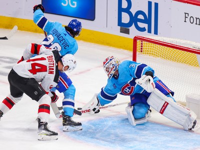 Devils beat Canadiens 5-1, extend winning streak to 10 games