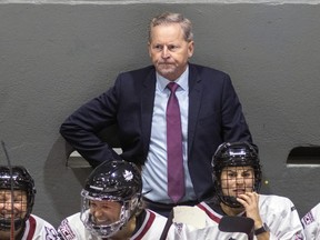 Montreal Force Head Coach Peter Smith attends the Premier Hockey League home game against the Metropolitan Riveters in Verdun on Saturday, November 26, 2022.