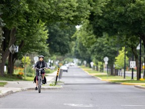 The Véloroute proposal calls for a 20-kilometre multipurpose path to be built alongside the Deux-Montagnes branch of the commuter rail network.