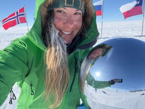 St-Henri polar explorer Caroline Côté has set a new world record in becoming the fastest woman to make it to the South Pole on skis.