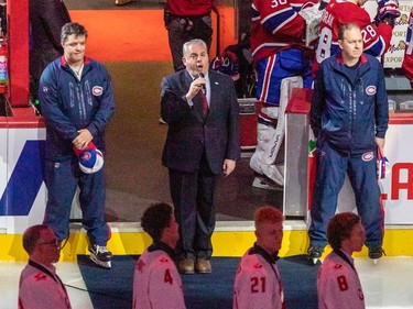 Gideon Zelermyer sings the national anthem prior to the start of the Canadiens/Jets game at the Bell Centre in Montreal on Tuesday Jan. 17, 2023.