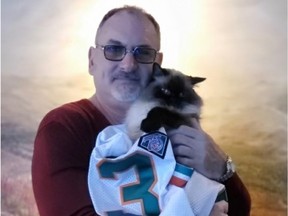 Andrew Weinman's cat PeeWee cleaned up in a fantasy-football league, despite having an unorthodox betting strategy and no gridiron knowledge. PeeWee's winnings — more than $3,000 — were donated to the Ste-Agathe SPCA.