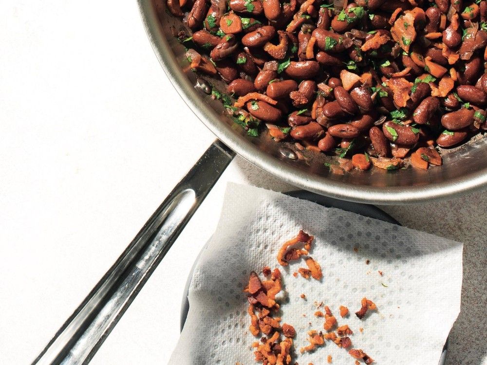 Six O’Clock Solution: Red wine and bacon elevate this kidney-bean
dish