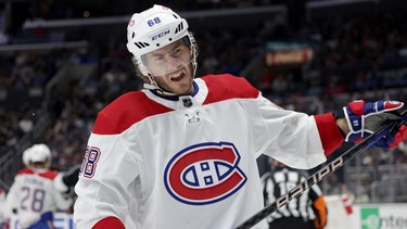 Mike Hoffman of the Montreal Canadiens reacts to his missed chance to score against the Los Angeles King on March 2, 2023