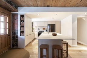 Countertop colour and material will completely impact the overall look and feel of a kitchen. – PHOTO BY DISTRICT CUISINE