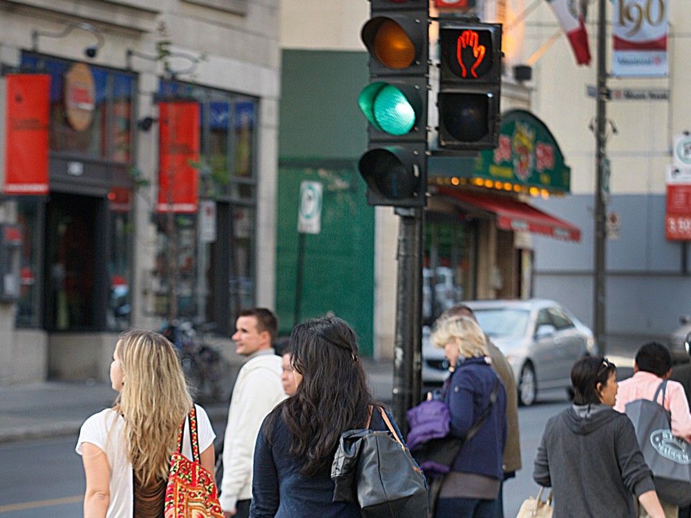 T is for traffic: The truth behind Ottawa's traffic lights and the  intersections we hate