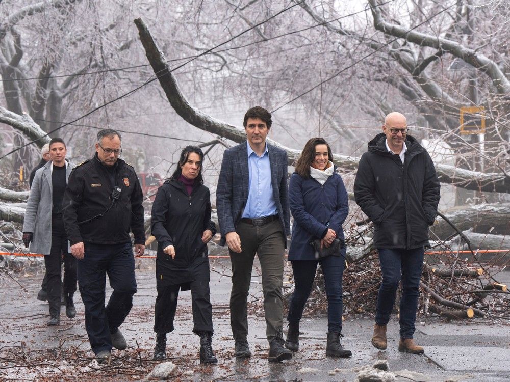 Trudeau, Legault and Plante visit streets hard hit by ice storm