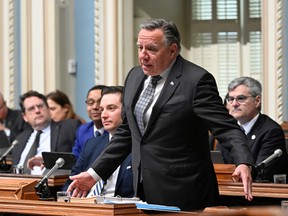 Premier François Legault responds to opposition questions after the CAQ government climbed down from its "third link" project between Lévis and Quebec City. The controversy has taken on a life of its own, writes Tom Mulcair.