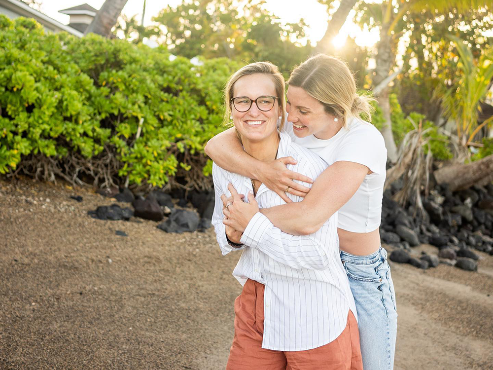 Marie-Philip Poulin announces her engagement to Team Canada teammate