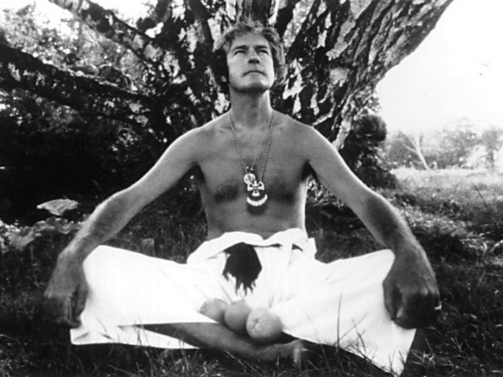  Timothy Leary at Milbrook Estate in New York in 1965.