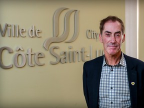 Côte-St-Luc mayor Mitchell Brownstein