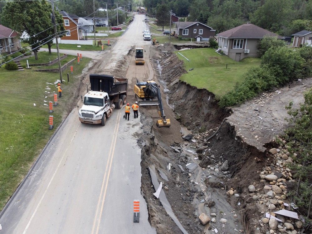 Bodies of two people found after landslide in SaguenayLacStJean