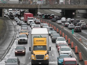 Traffic on the Décarie Expressway.