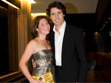 Justin Trudeau and Sophie Grégoire Trudeau pose for a photo in formal attire