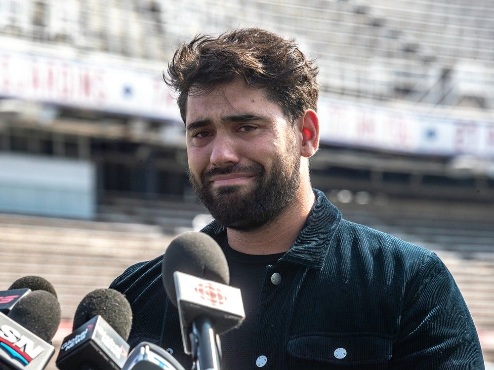 Super Bowl winner Laurent Duvernay-Tardif announces retirement