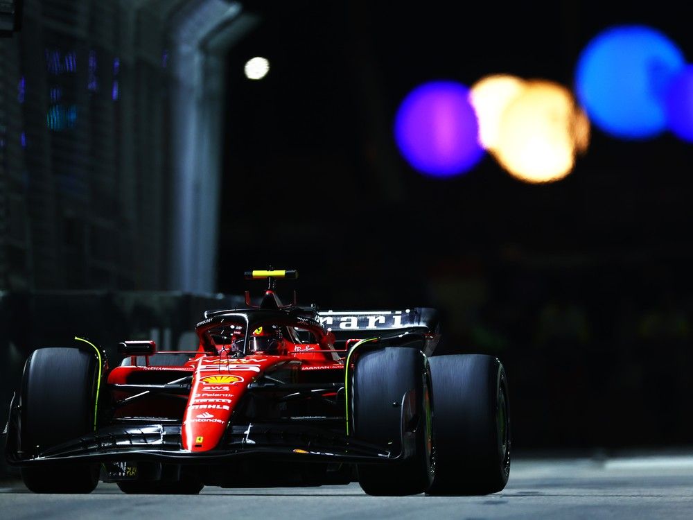 Sainz larga na pole do GP da Singapura e Verstappen fica fora do