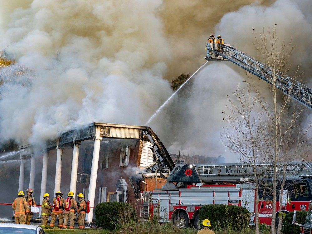 Firefighters battle major blaze at funeral home in Pointe Claire