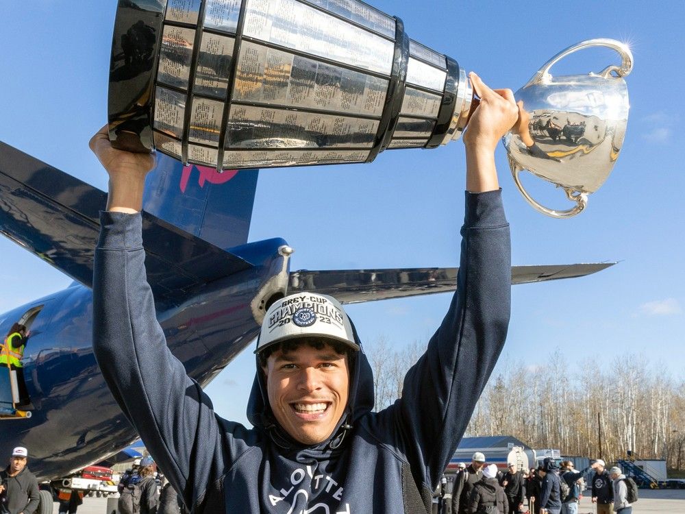 Alouettes stun Blue Bombers with 'The Drive' to win Grey Cup