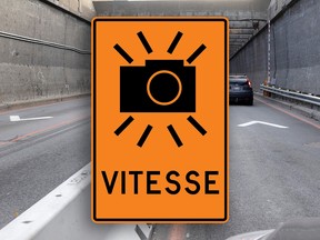An orange traffic sign shows an icon of a camera and the word 'VITESSE' superimposed on a picture of the approach to a highway tunnel