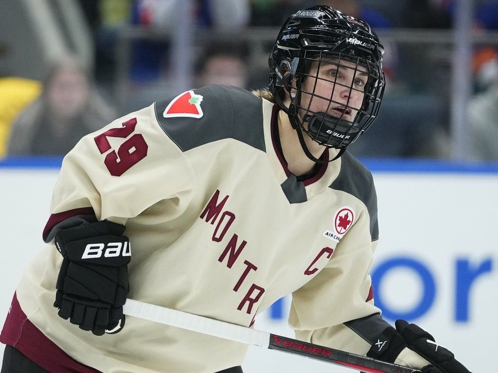 PWHL Erin Ambrose Laura Stacey help Montreal beat Boston 2 1 in