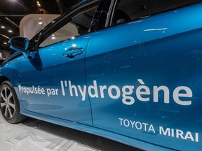 A hydrogen car is seen from the side.