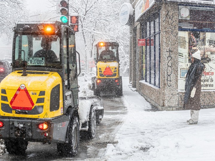 Montreal city crews were out in full force clearing streets and sidewalks April 4, 2024. 