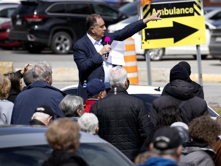  Dr. Paul Saba speaks to a crowd during a demonstration demanding the reopening of the Lachine Hospital’s ICU, in Montreal, on Saturday, April 20, 2024.