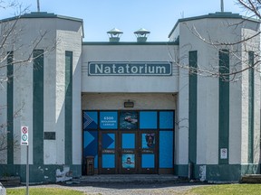 A building with the word Natatorium on it