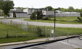Neighbours oppose Quebec's plan to rebuild Maison Tanguay jail for women.