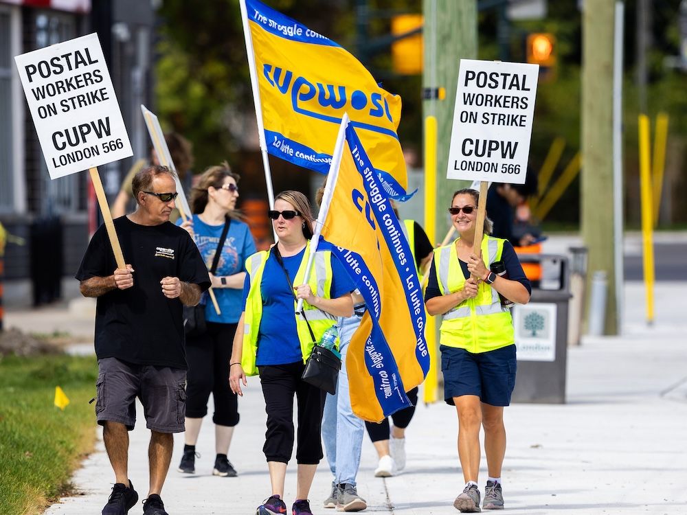 Quebec fordert Ottawa und Canada Post auf, dafür zu sorgen ...