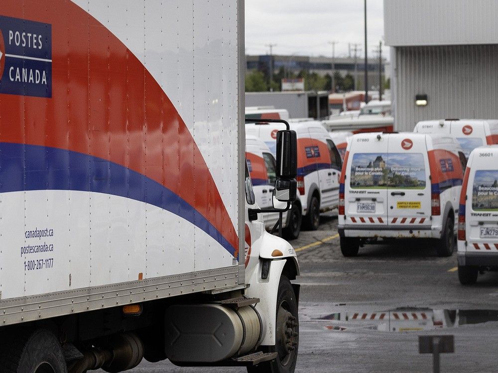Letters: I'm nostalgic for Canada Post, but it must adapt